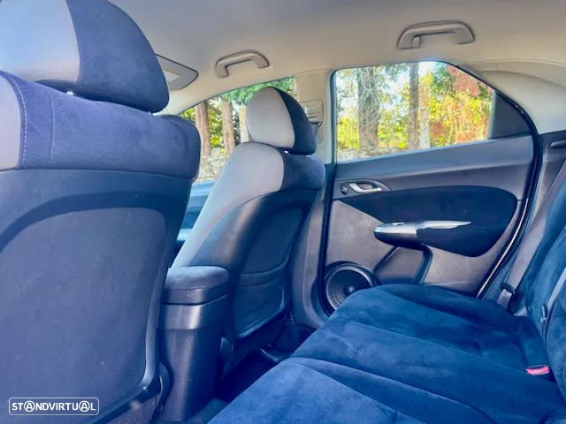 Honda Civic 1.4 Sport - 33