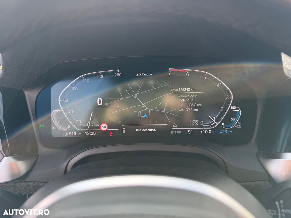 BMW Seria 3 320e AT PHEV - 24