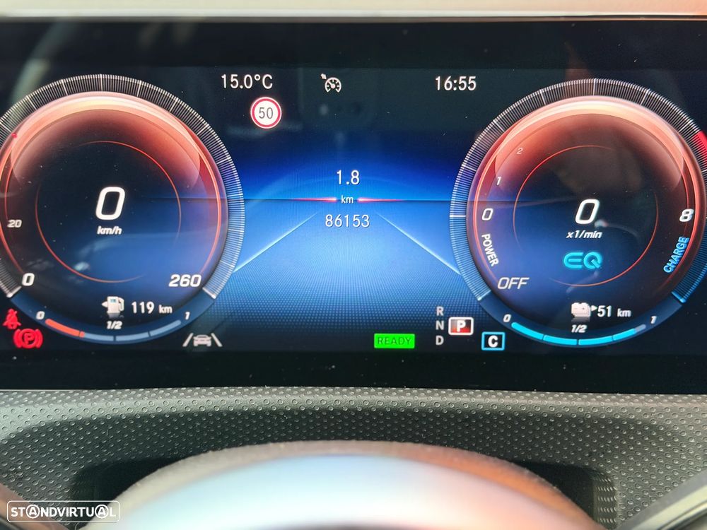 Mercedes-Benz A 250 e AMG Line - 6