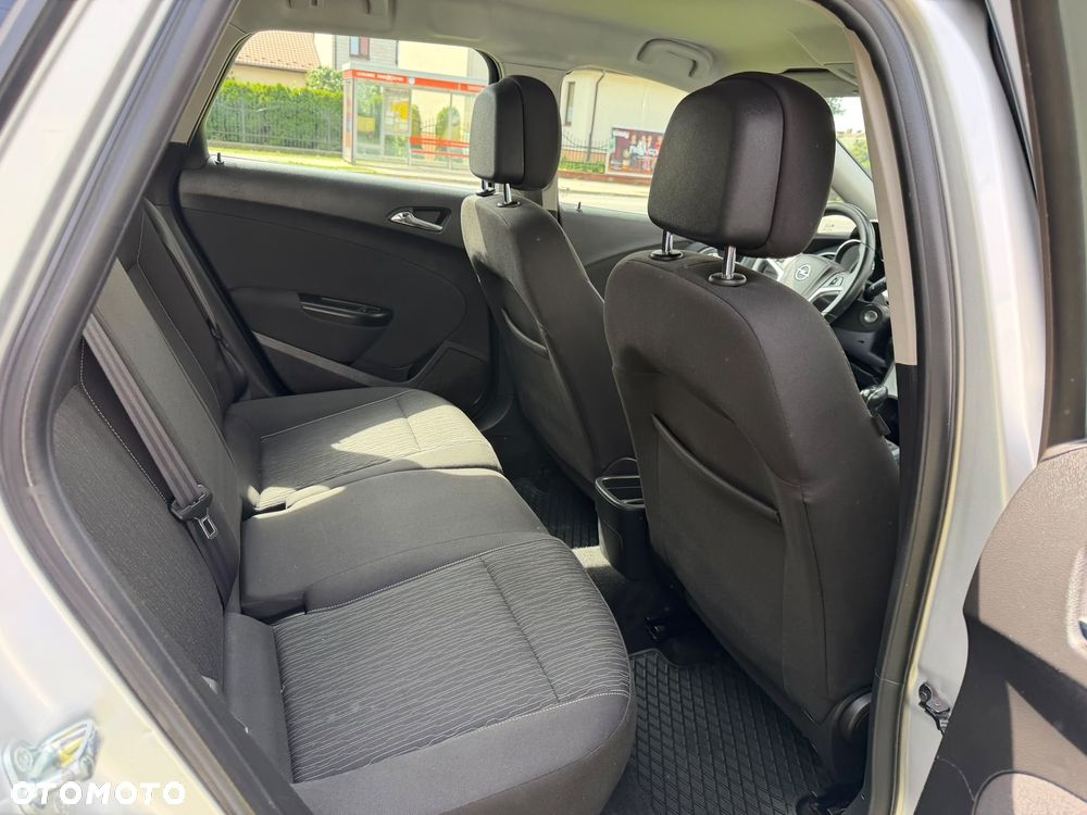 Opel Astra 1.4 Turbo - 17