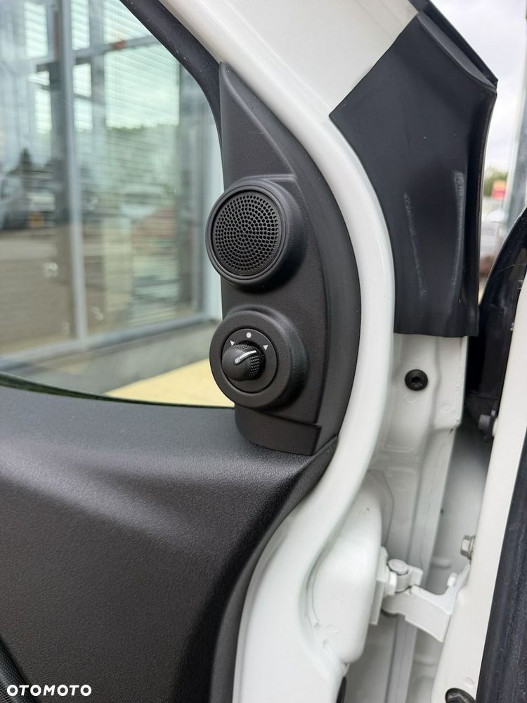 Opel Combo - 28
