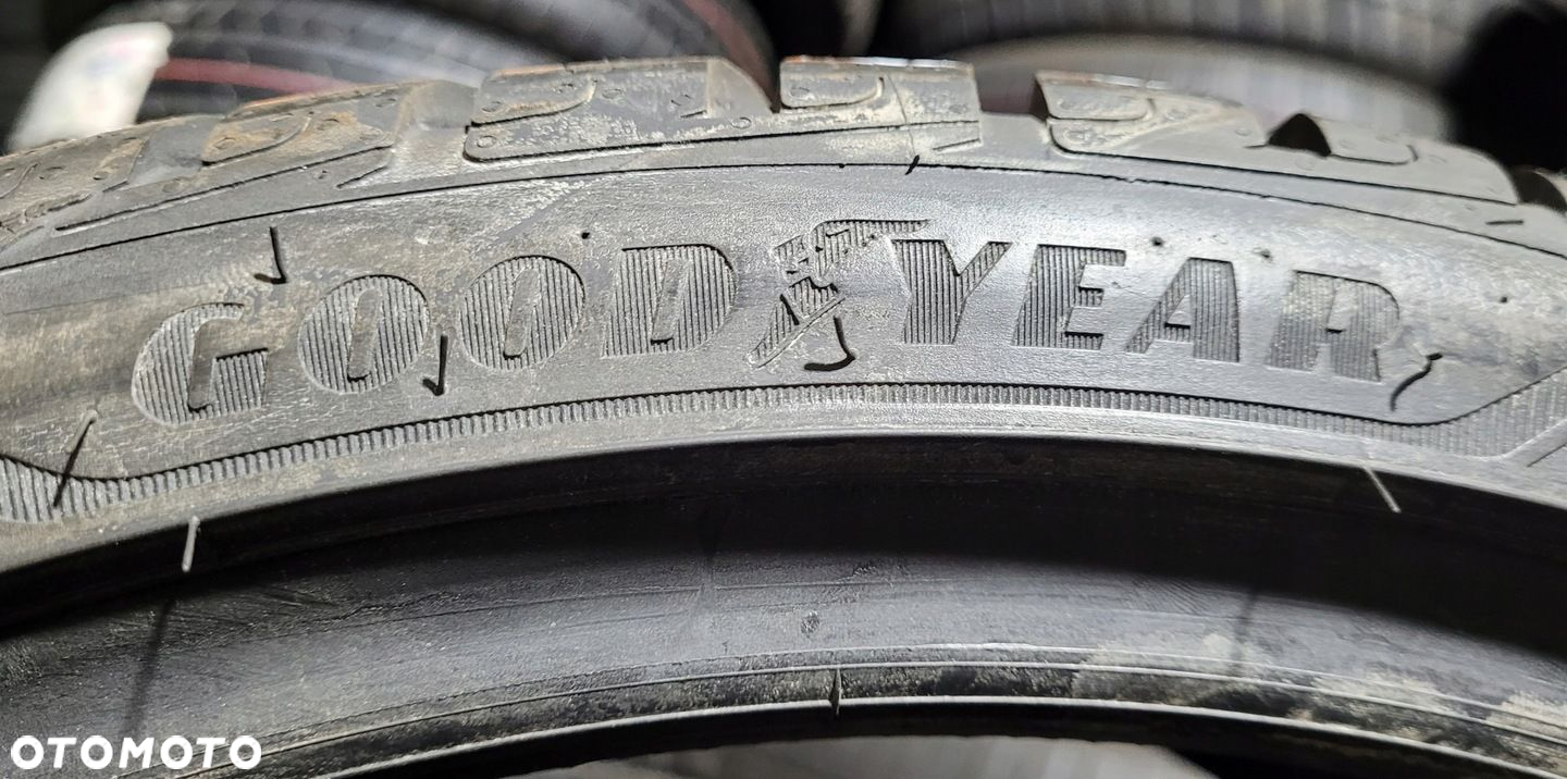 2x Goodyear UltraGrip Performance  245/35R19 93W XL Z630A - 6