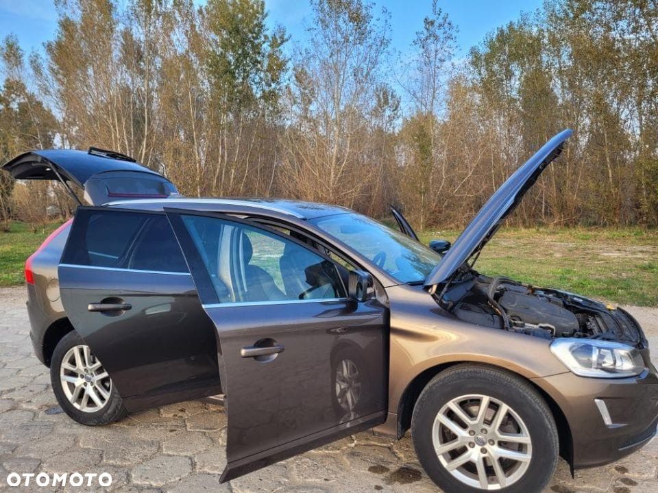 Volvo XC 60 D3 Drive-E Momentum - 16