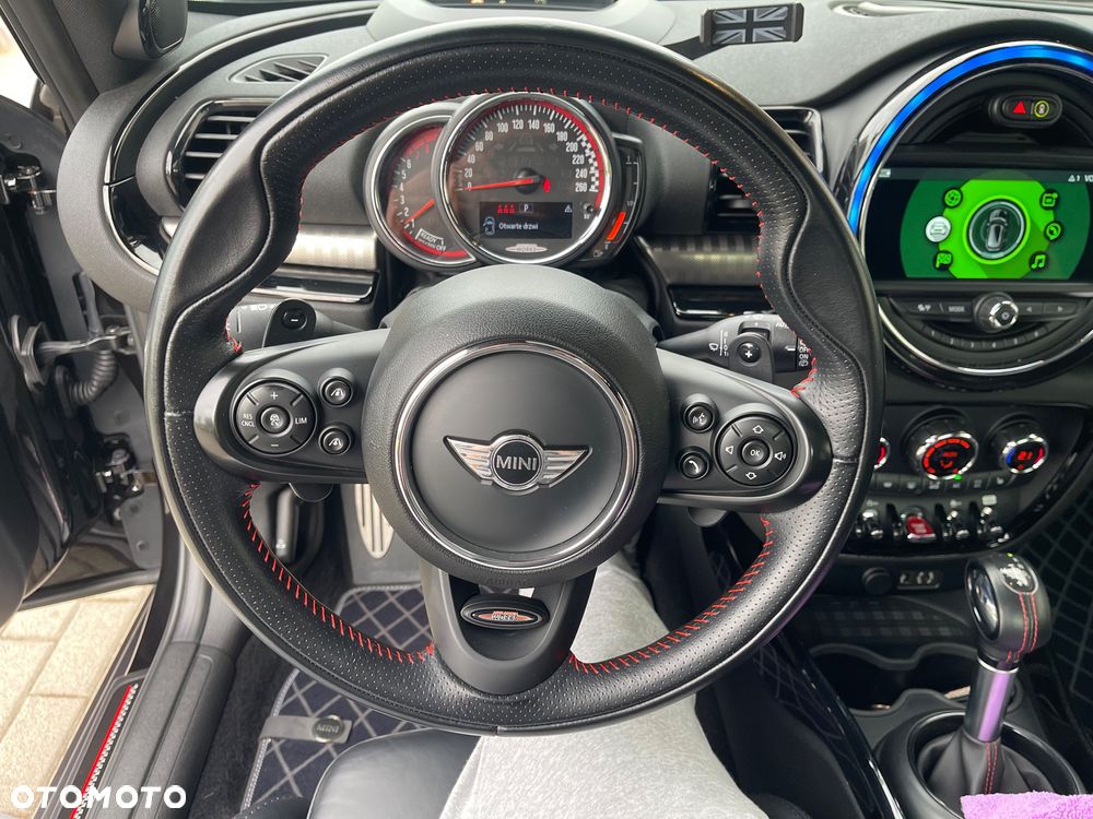 MINI Clubman - 22