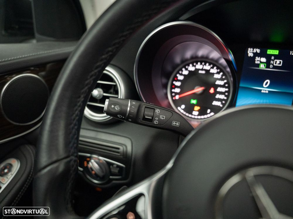 Mercedes-Benz GLC 300 de 4Matic - 23