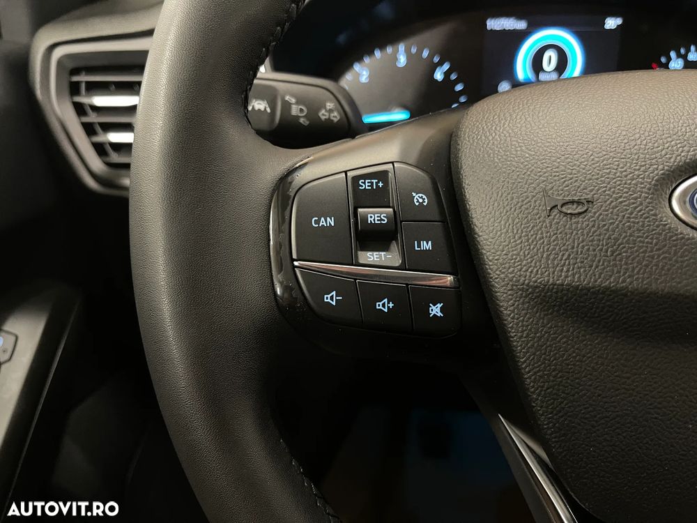 Ford Focus 1.5 EcoBlue Titanium - 24