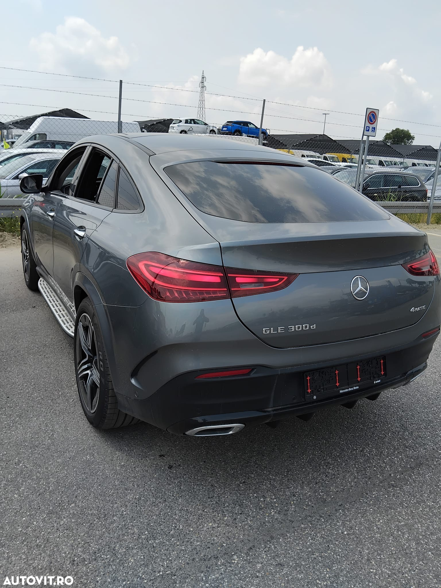 Mercedes-Benz GLE Coupe 300 d 4Matic 9G-TRONIC AMG Line - 5