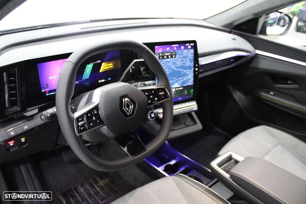 Renault Scénic E-Tech 220 Long Range Techno - 12