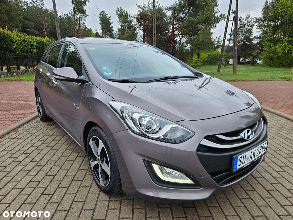 Hyundai i30 blue 1.6 GDI Trend - 3