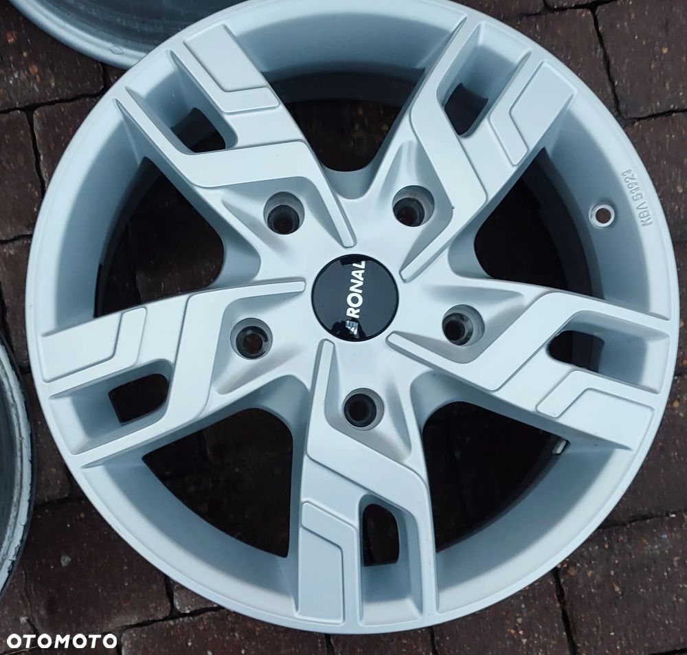 Felgi Aluminiowe Ronal Ford Transit Custom Tourneo Custom 17Cali 5x160 7Jx17 Et53 Ø65,1mm - 3