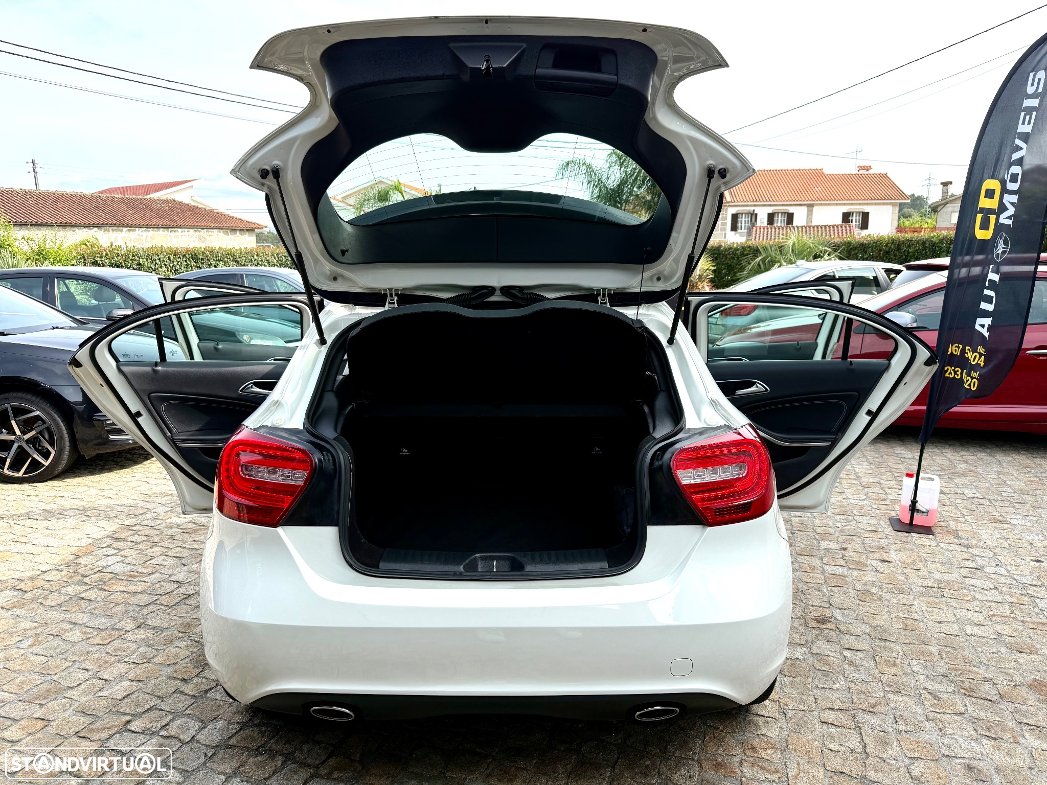Mercedes-Benz A 180 CDI (BlueEFFICIENCY) Urban - 32
