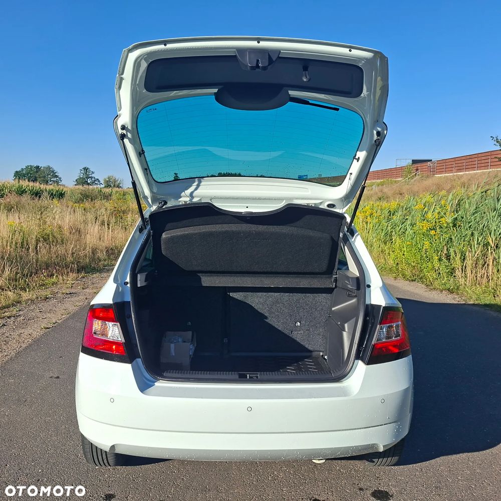 Skoda Fabia 1.0 Edition - 11