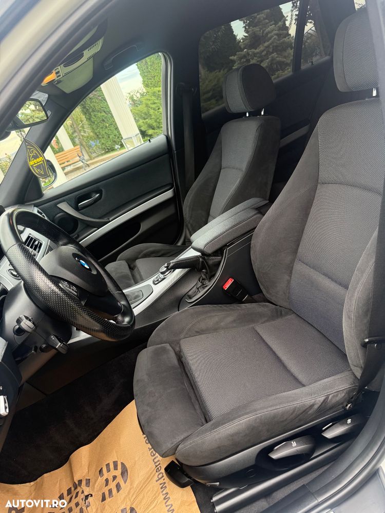 BMW Seria 3 320d DPF Touring Aut. Edition Exclusive - 12