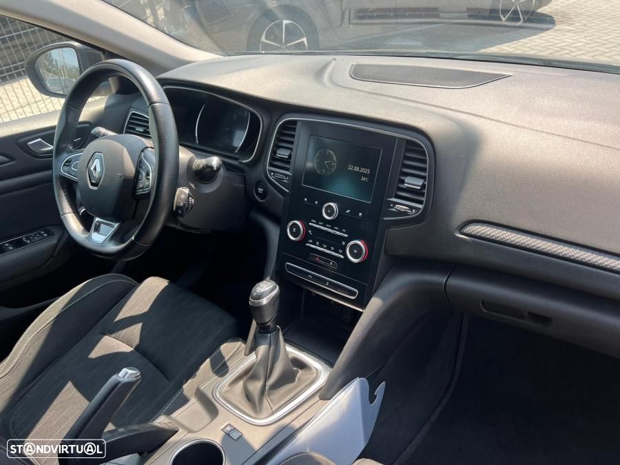 Renault Mégane 1.5 Blue dCi Intens - 7