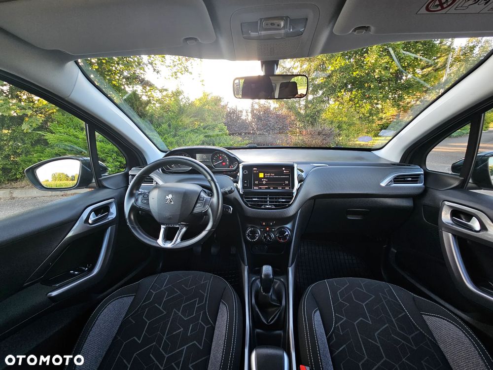 Peugeot 2008 PureTech 82 Style - 26