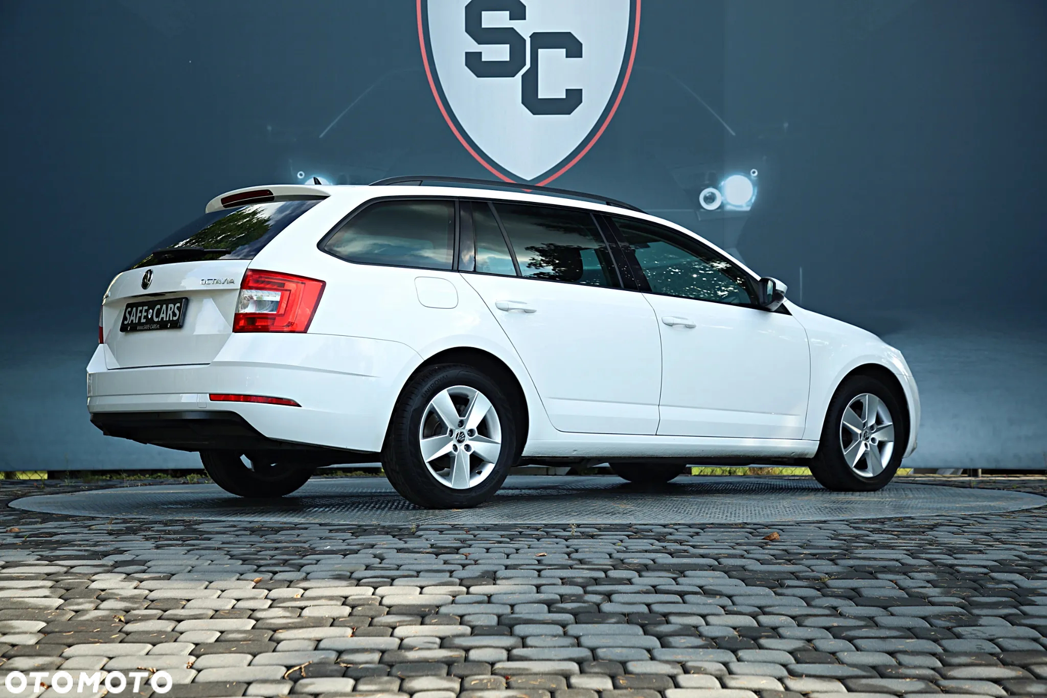 Skoda Octavia 1.6 TDI Ambition - 11