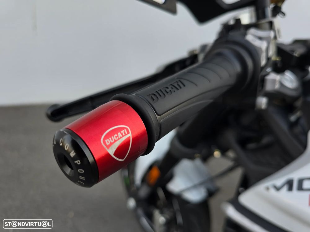 Ducati Monster 937 - 16