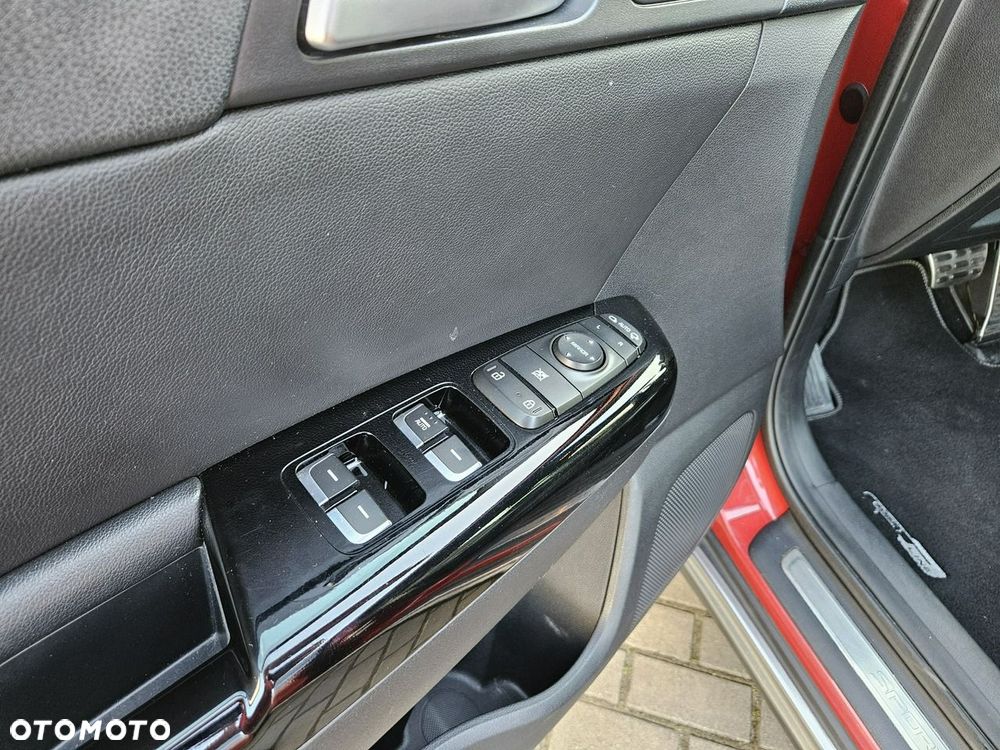 Kia Sportage 1.6 T-GDI AWD DCT GT LINE - 22