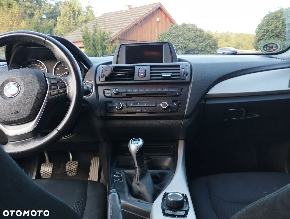 BMW Seria 1 114d - 17