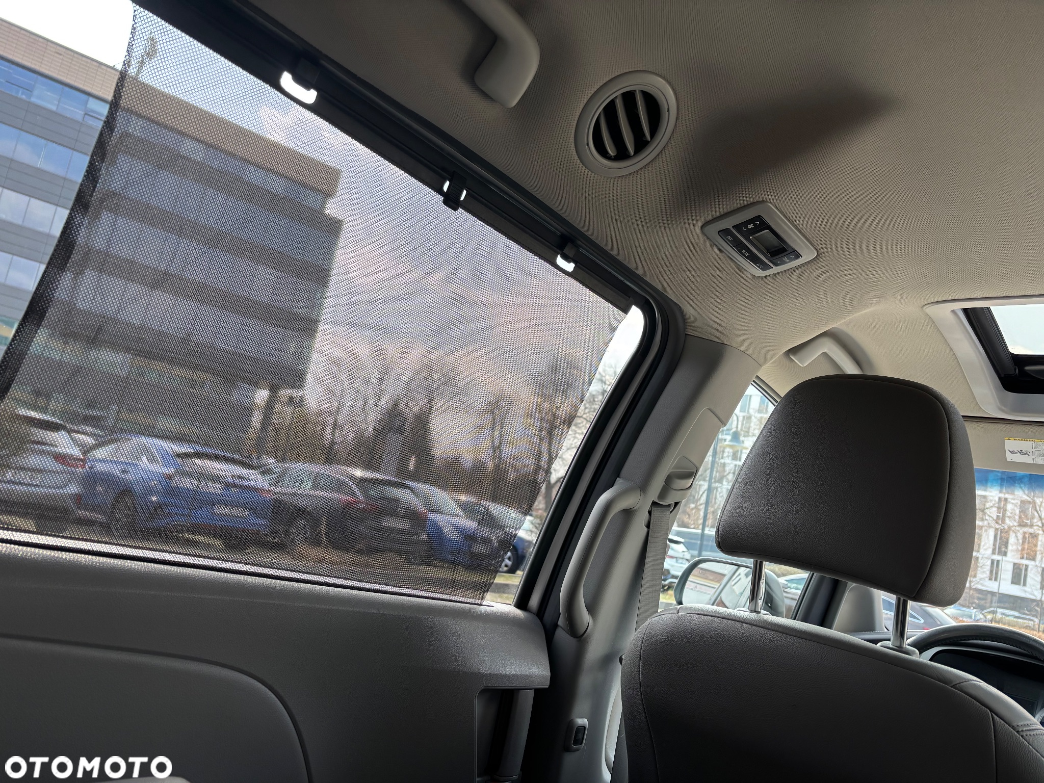 Toyota Sienna 3.5 V6 XLE AWD - 23