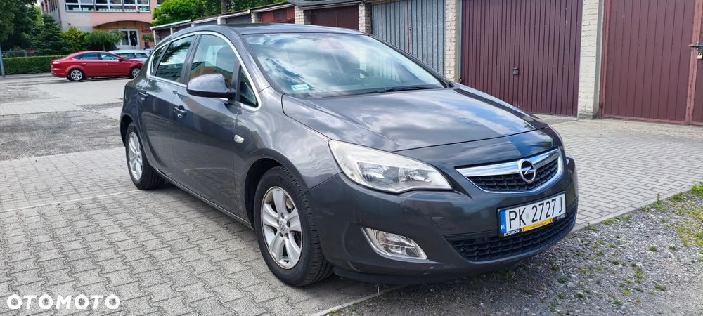 Opel Astra 1.7 CDTI DPF Design Edition - 2