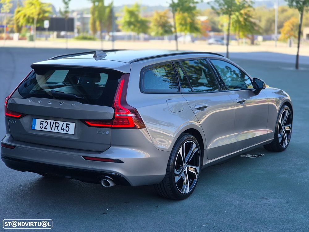 Volvo V60 2.0 D3 R-Design Geartronic - 9