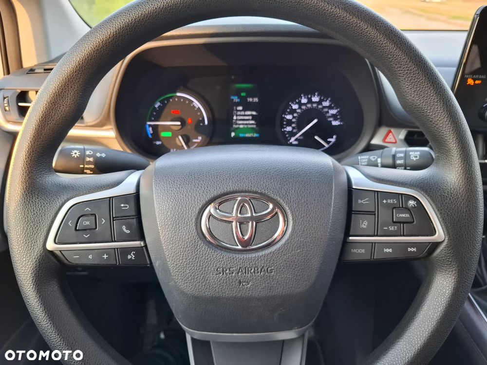 Toyota Sienna - 14