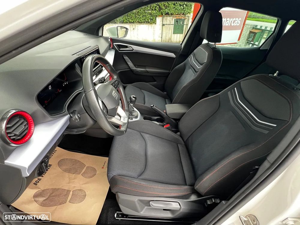 SEAT Arona 1.0 TSI FR - 40