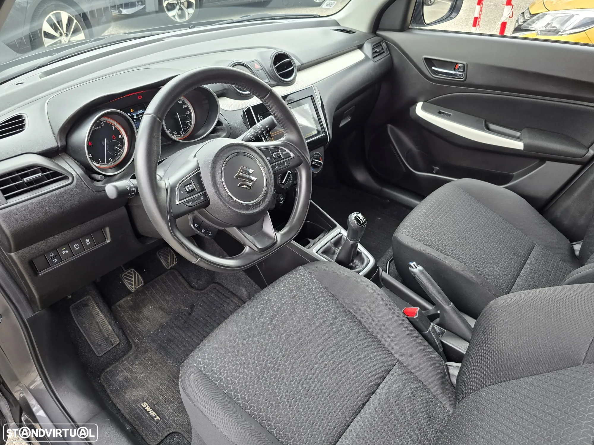 Suzuki Swift 1.2 Mild Hybrid GLE - 21