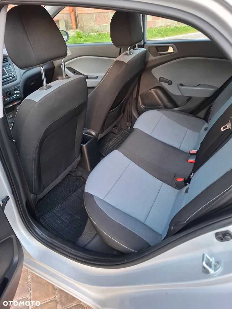 Hyundai i20 1.2 Select - 16