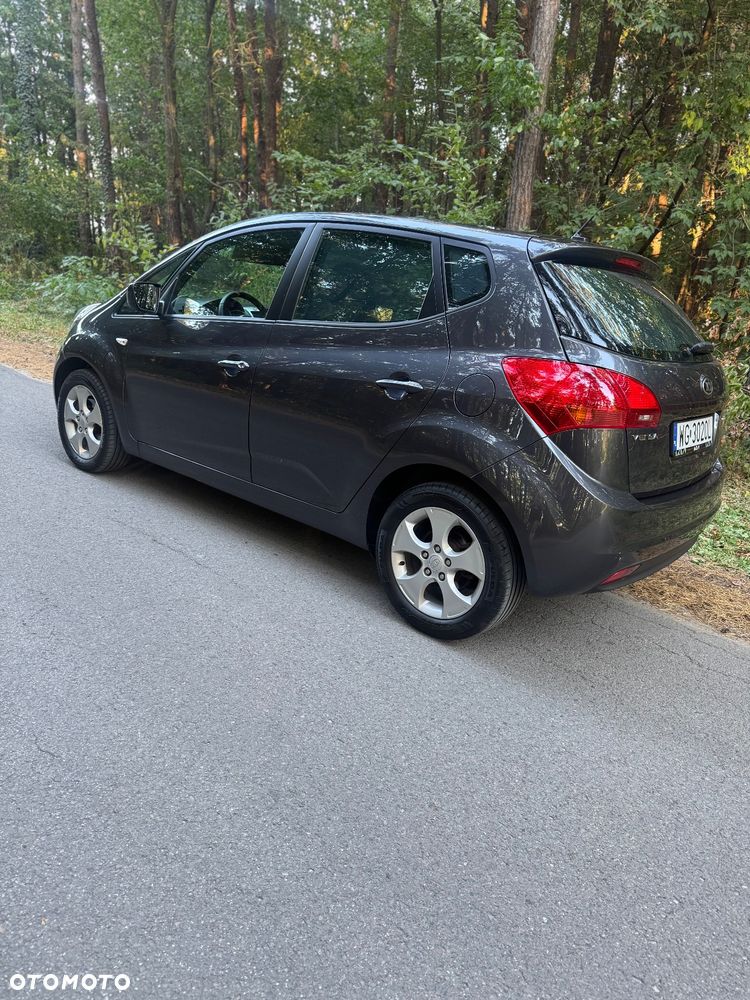 Kia Venga - 3