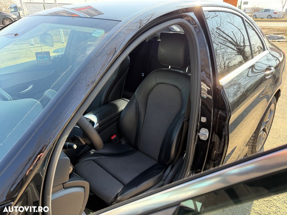 Mercedes-Benz C 220 d 4Matic 9G-TRONIC AMG Line - 16