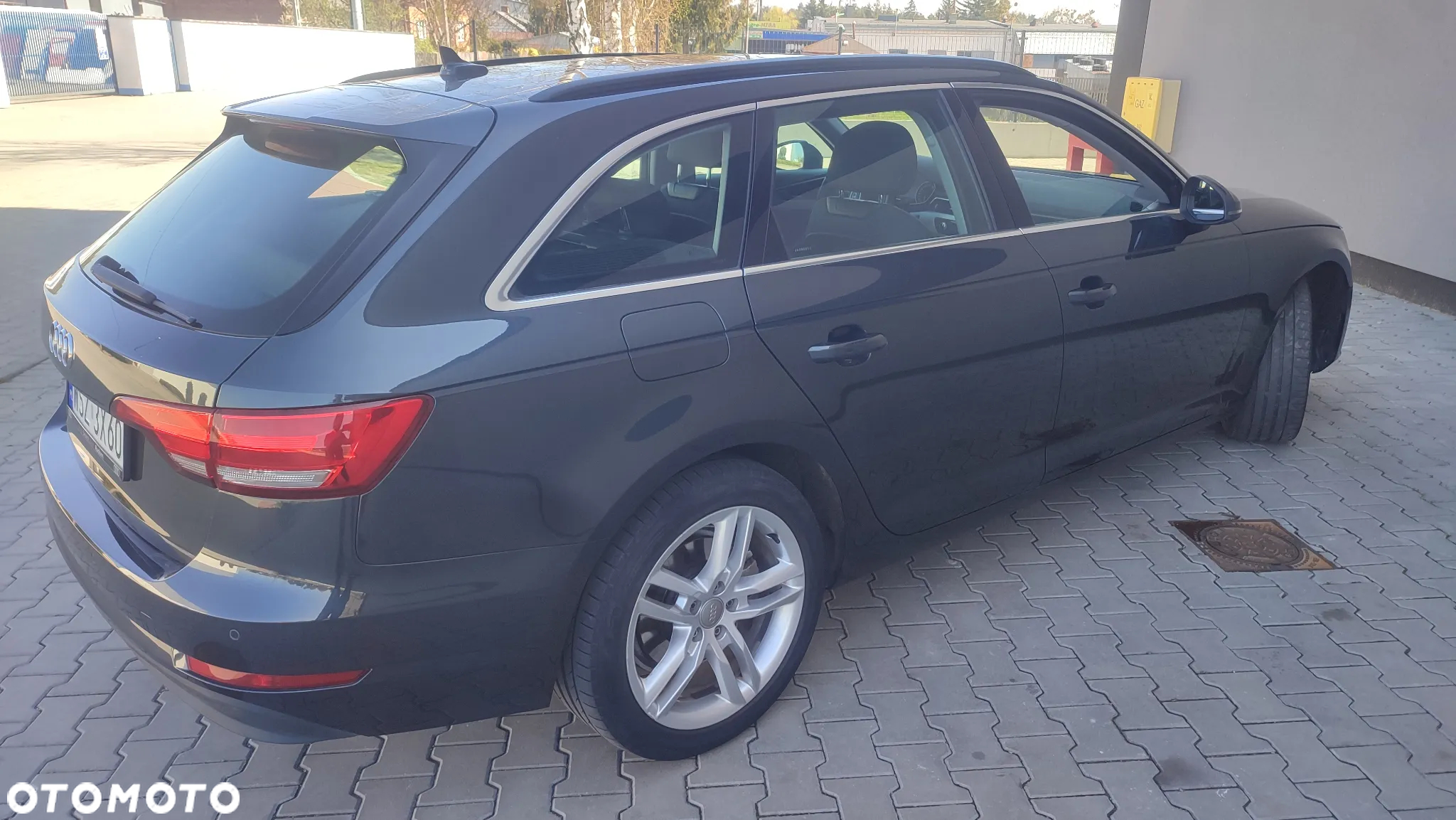 Audi A4 2.0 TDI S tronic - 19