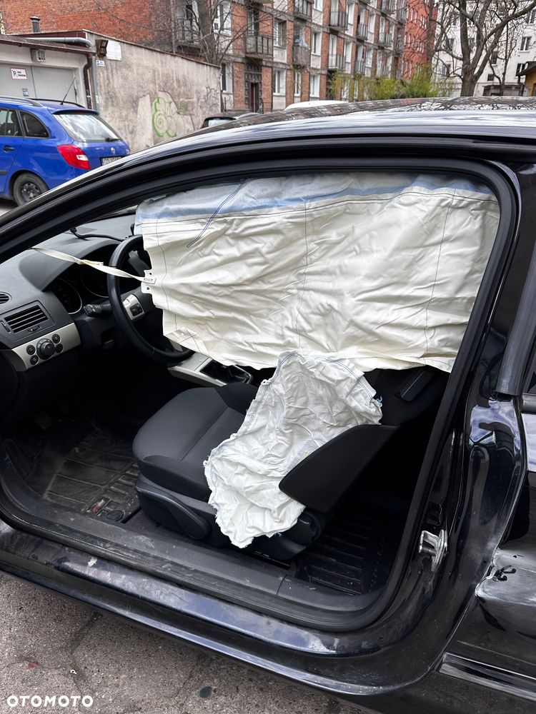 Opel Astra 1.6 Enjoy - 12