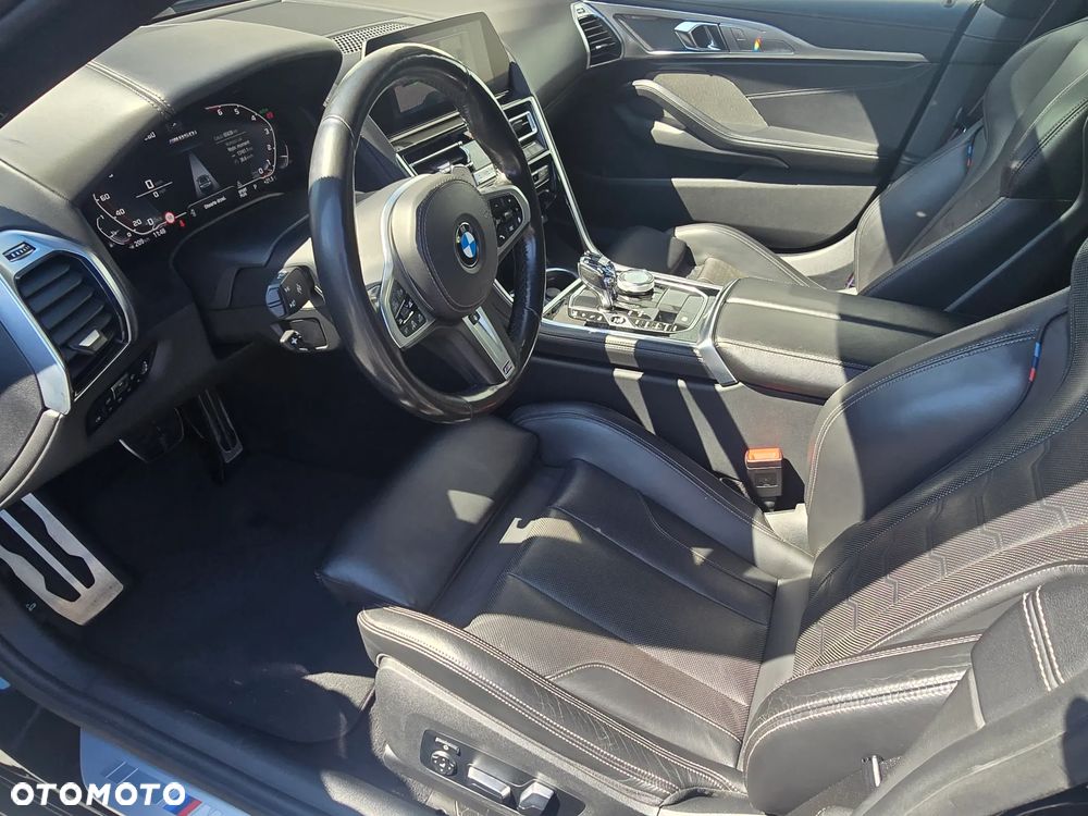BMW Seria 8 - 8