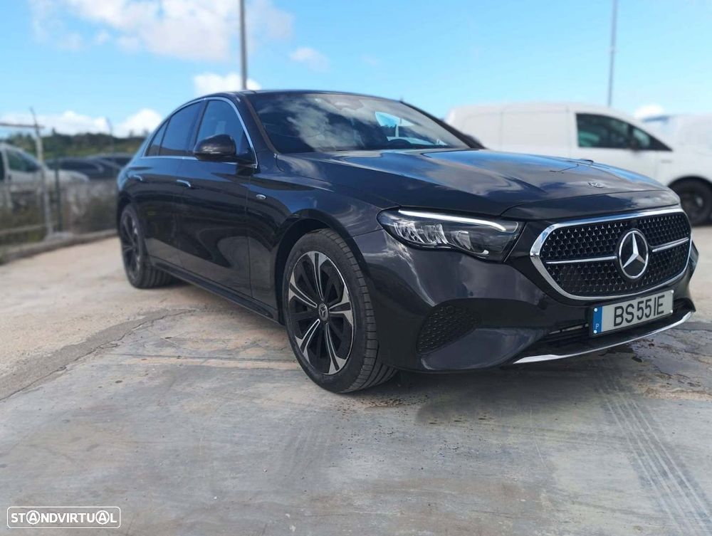 Mercedes-Benz E 300 e - 10