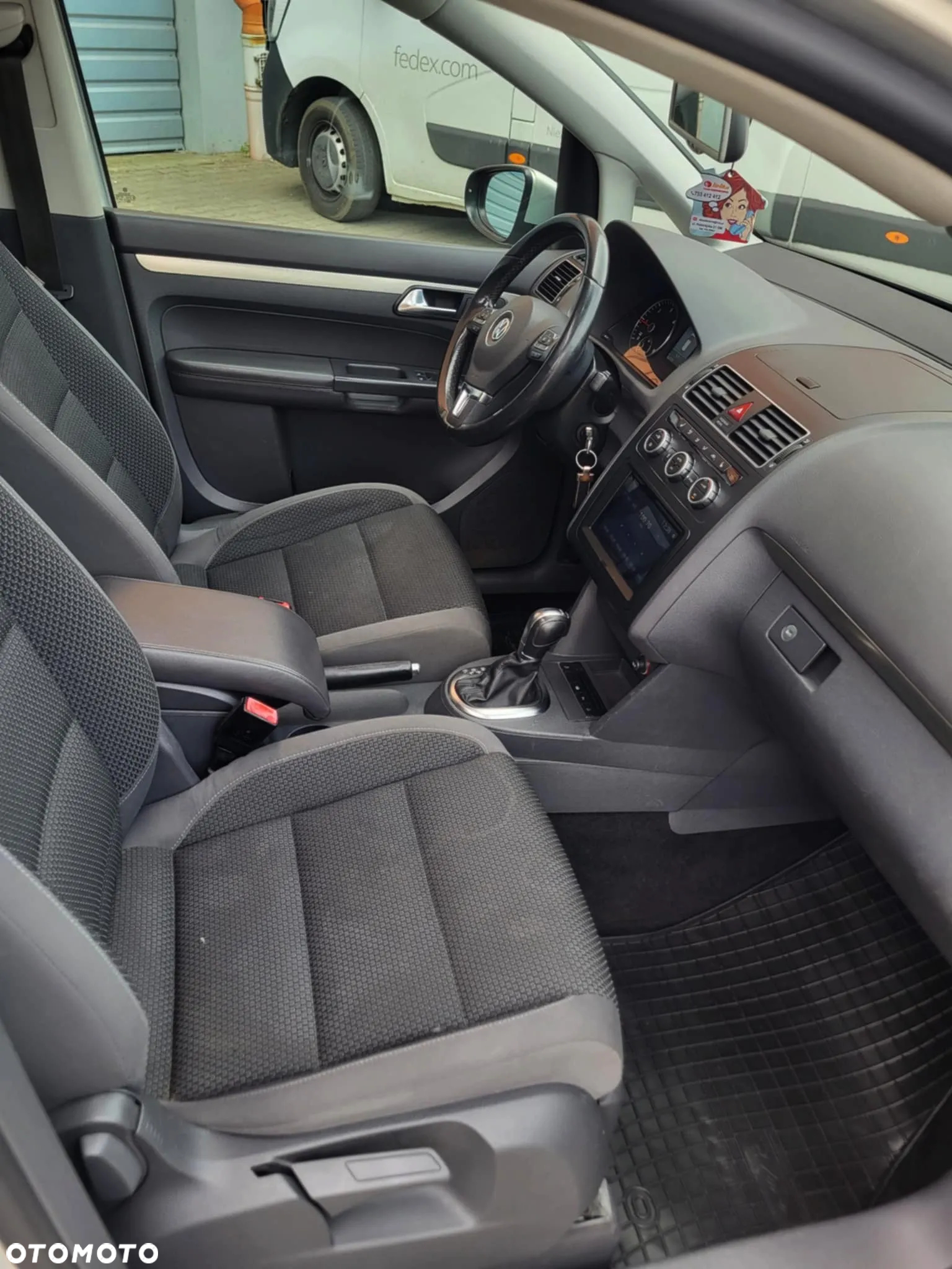 Volkswagen Touran 2.0 TDI DPF DSG Highline - 7