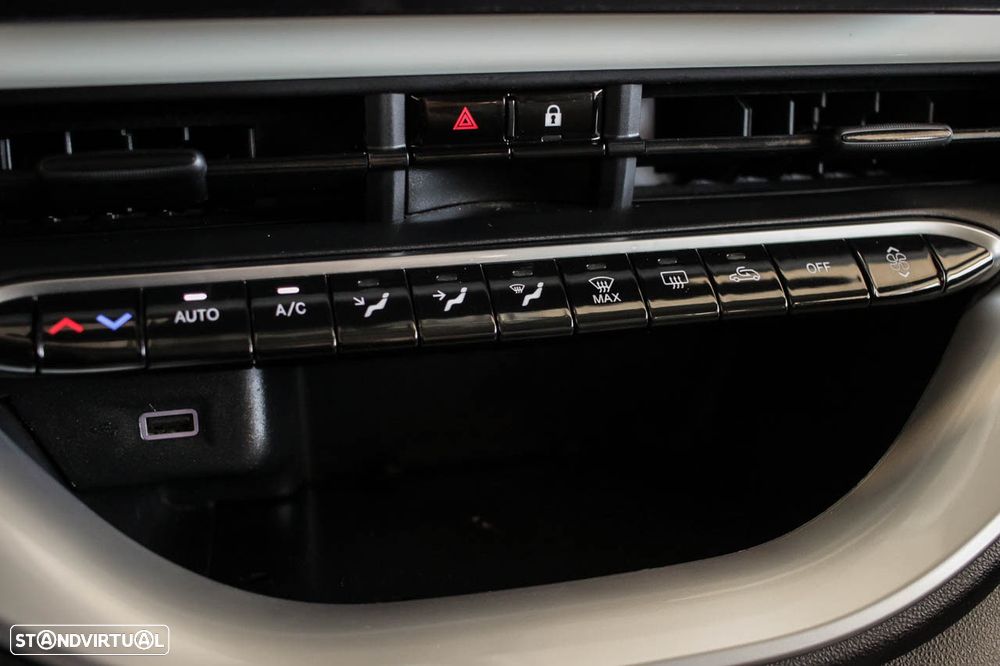Fiat 500e 3 + 1 42kWh Icon - 16