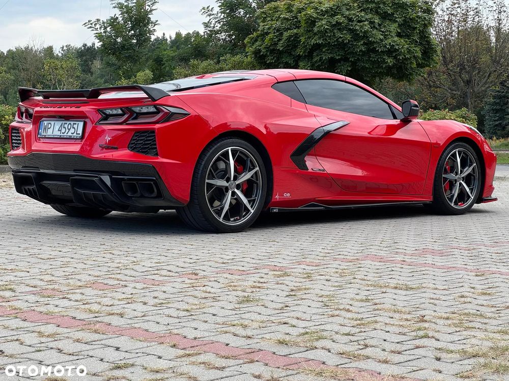 Chevrolet Corvette - 13