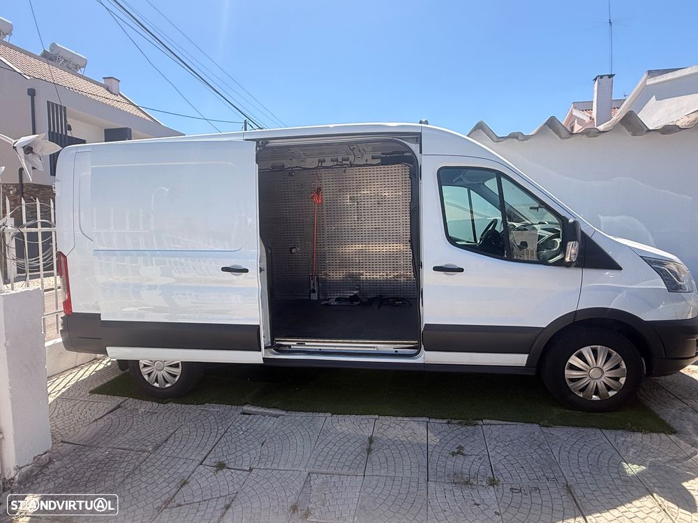 Ford Transit - 2