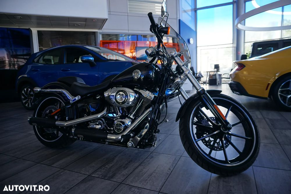 Harley-Davidson Softail Breakout FXSB - 4