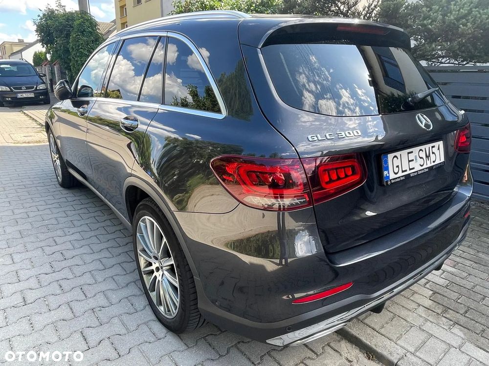 Mercedes-Benz GLC 300 4-Matic - 9