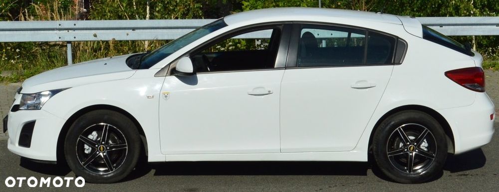 Chevrolet Cruze - 11