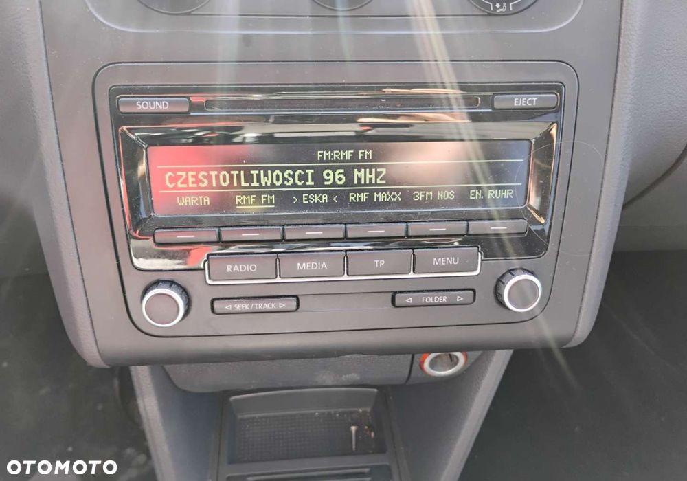 Volkswagen Touran - 17