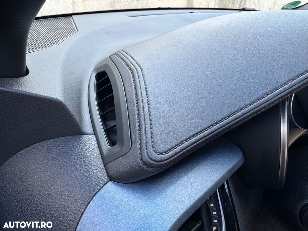 Toyota C-HR 2.0 Hybrid Team Deutschland - 19