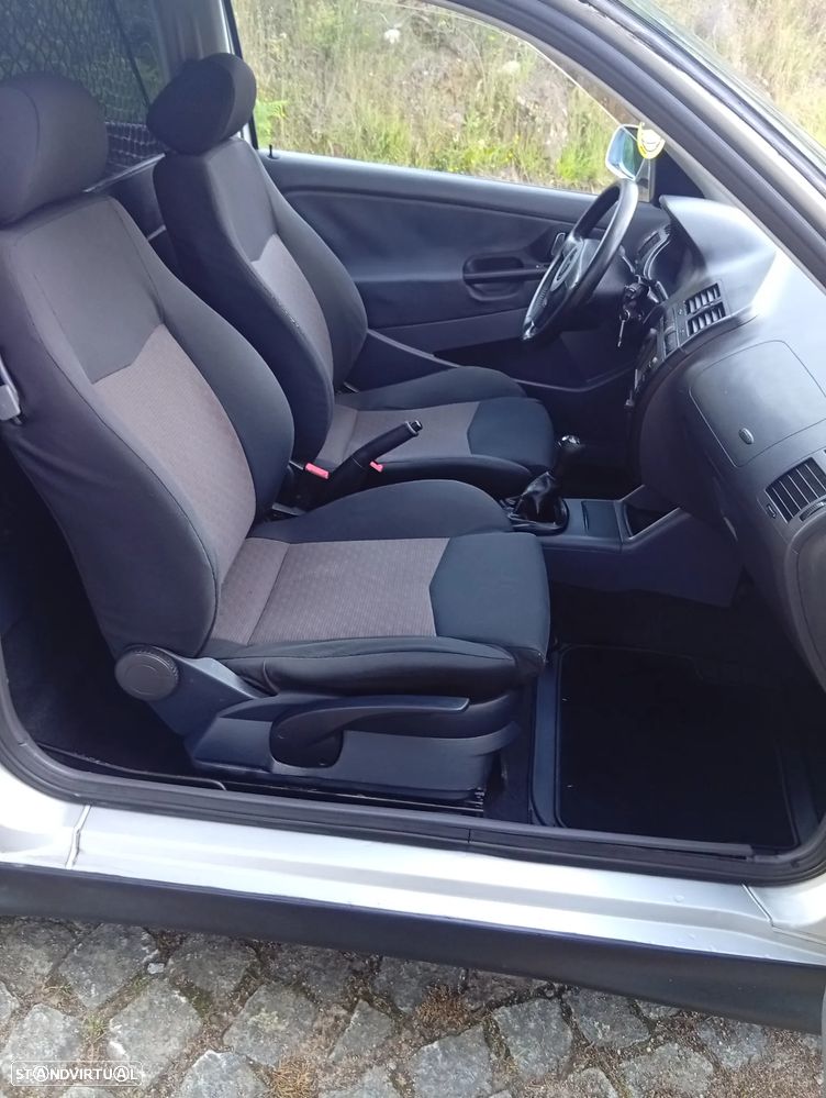 SEAT Ibiza 1.9 TDi Signo - 10