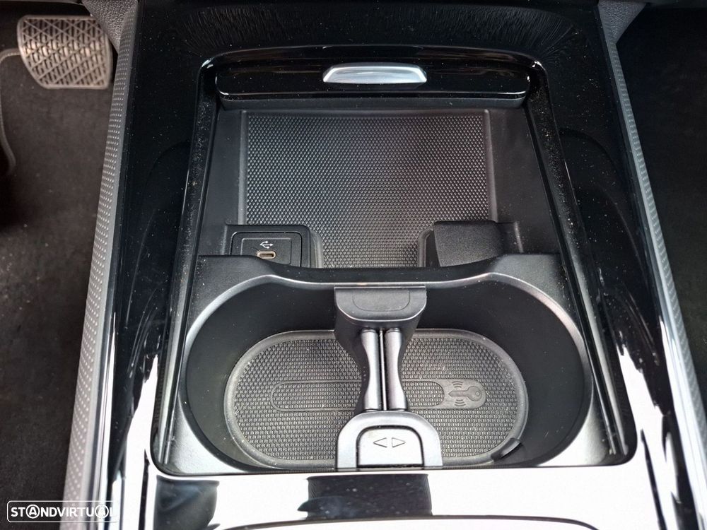 Mercedes-Benz B 250 e - 22