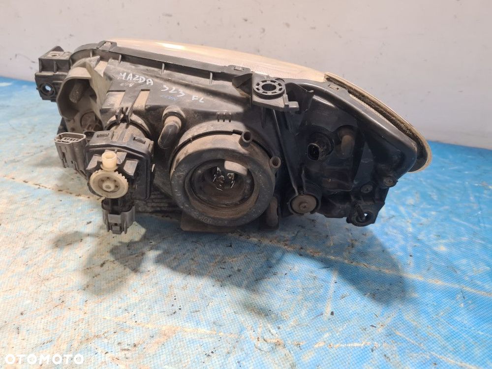 MAZDA 323 REFLEKTOR PRAWY MAZDA - 8