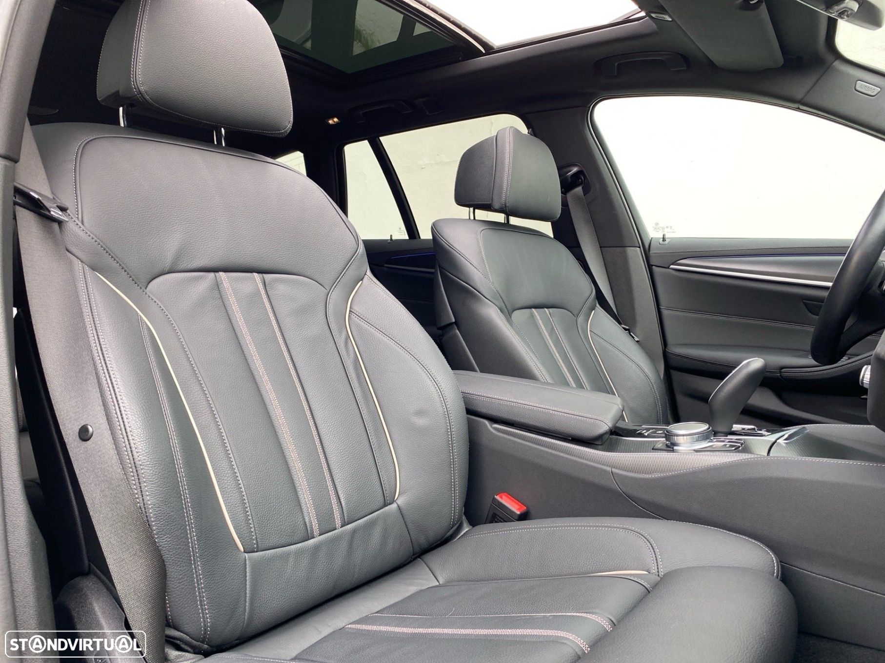 BMW 520 d Pack Desportivo M Auto - 22