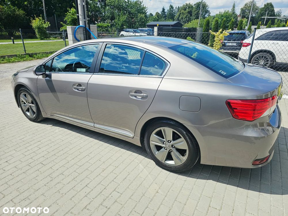 Toyota Avensis 1.8 Prestige - 5